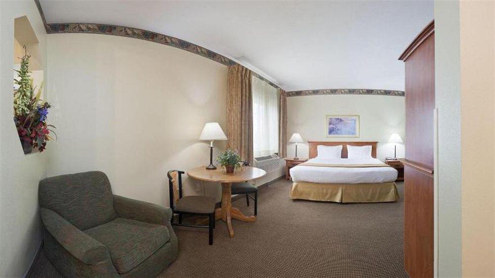 Hotel Wyndham Garden Anchorage Airport Exteriér fotografie